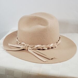 Miss Bierner Hat 1970's 100% Wool NWT'S